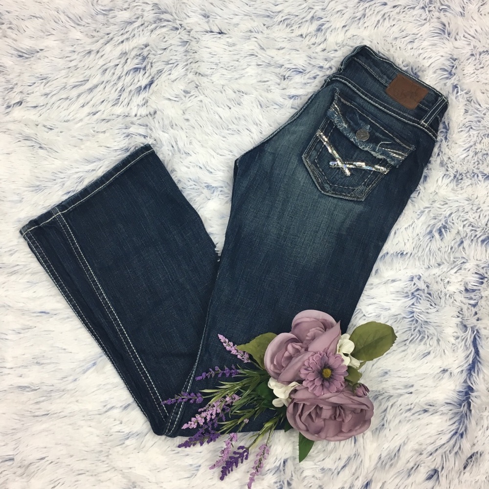 BKE Kate Bootcut Frayed/Sequence Flap 26x31.5